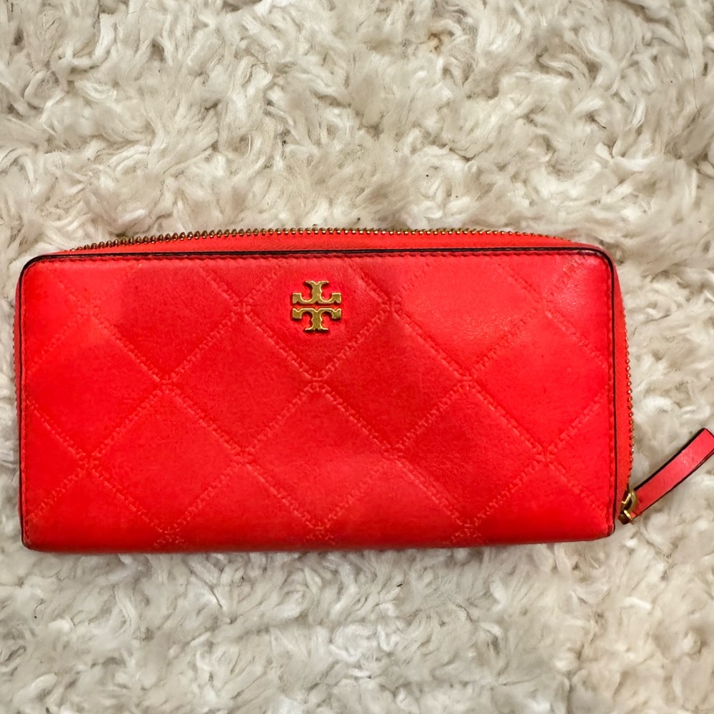 Tory Burch wallet